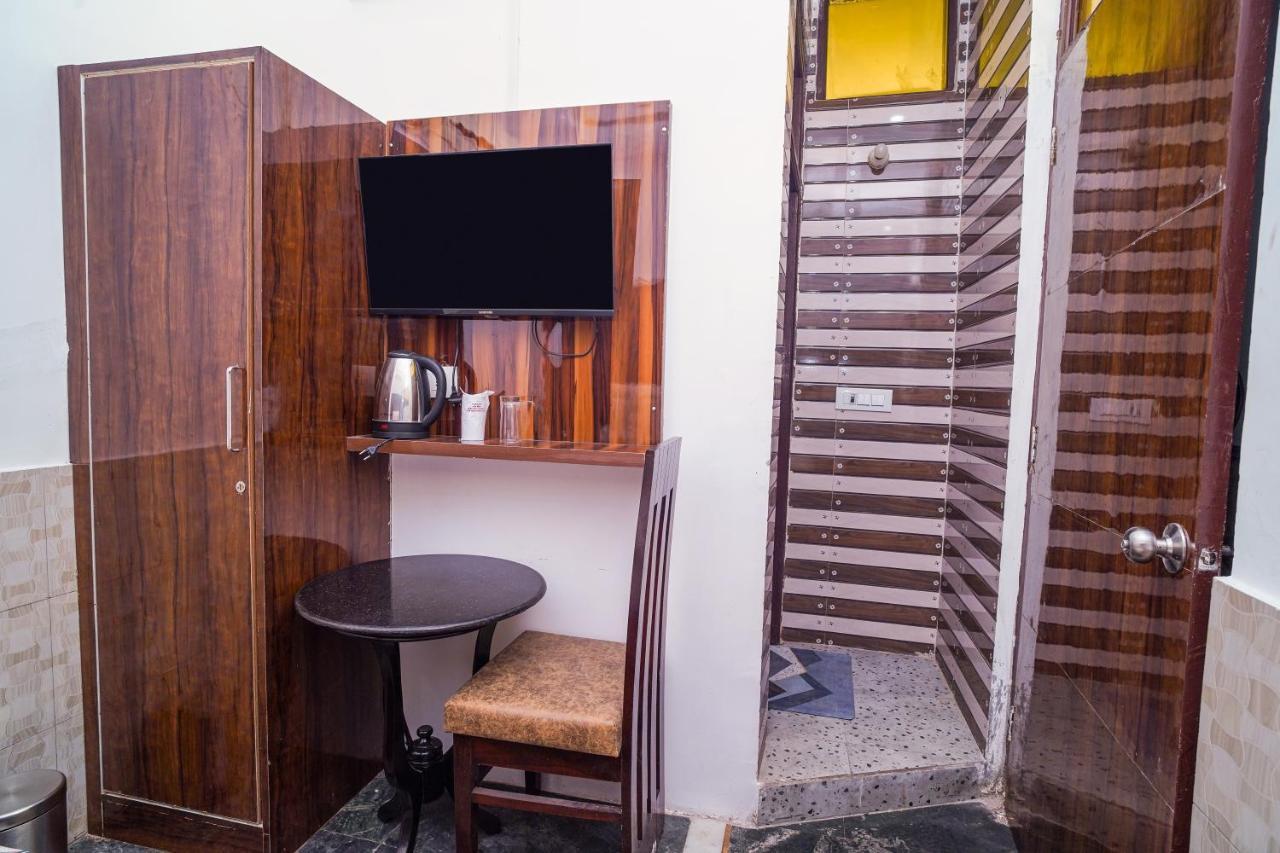 Golden Residency Hotel New Delhi Exterior foto