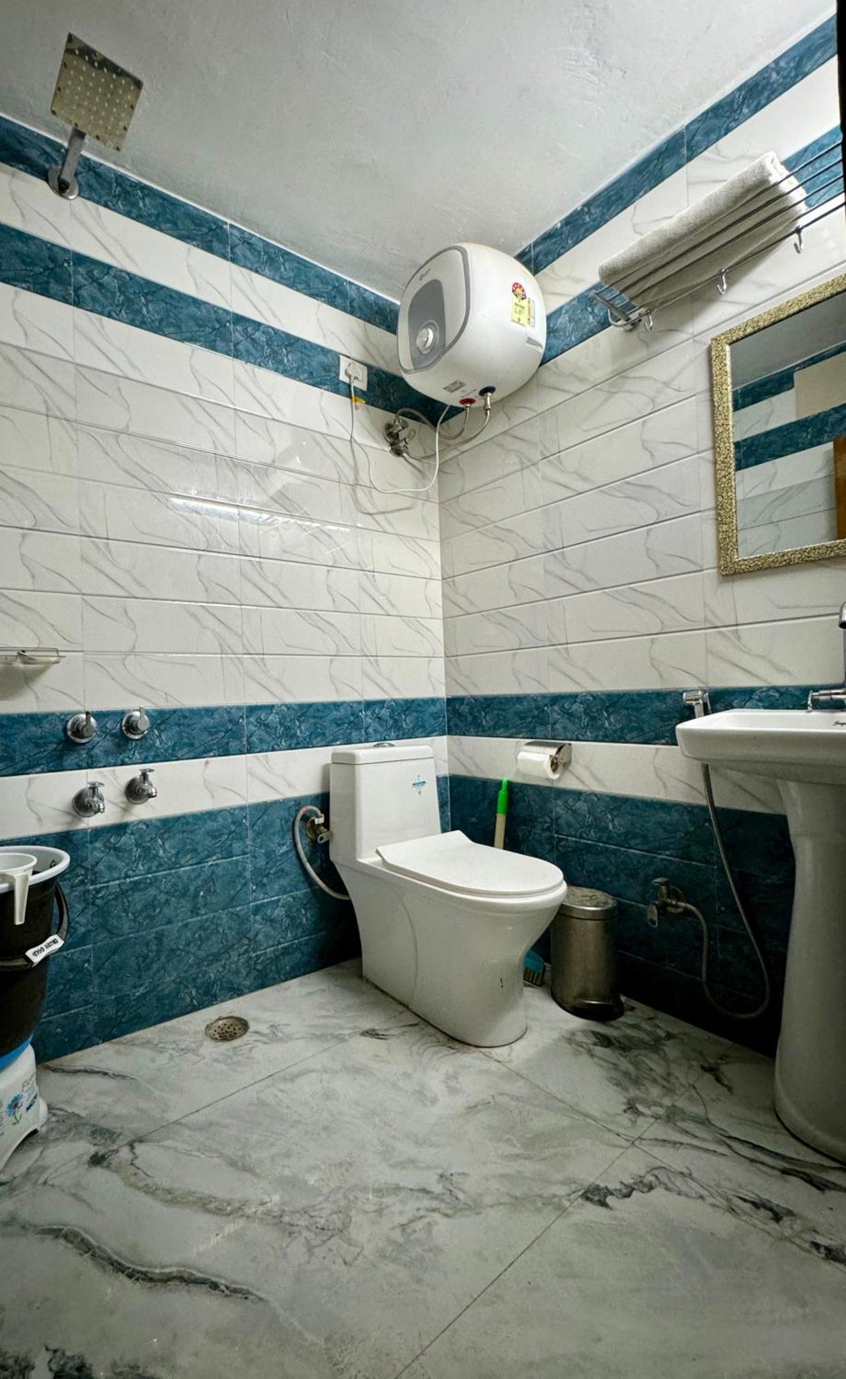 Golden Residency Hotel New Delhi Exterior foto