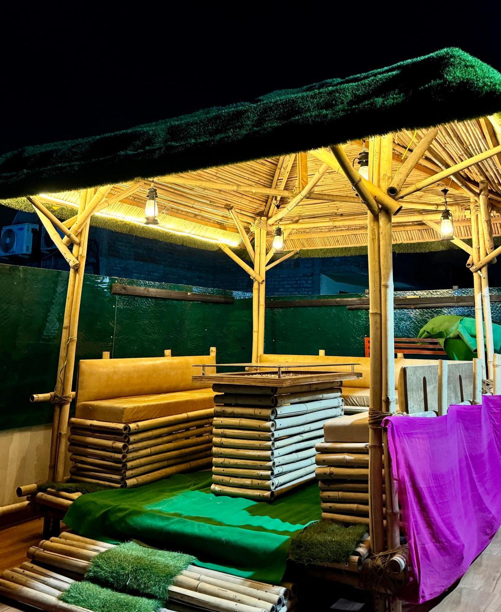 Golden Residency Hotel New Delhi Exterior foto